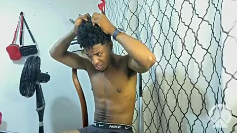 Snapshot of horneyguy2399 chatting on 9, 2, 2025 sugarbaby online show from 9, 2, 2025