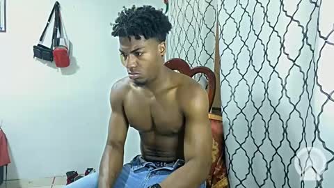 Snapshot of horneyguy2399 chatting on 2, 3, 2025 sugarbaby online show from 2, 3, 2025