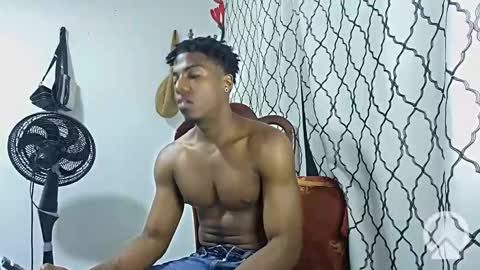 Snapshot of horneyguy2399 chatting on 10, 3, 2025 sugarbaby online show from 10, 3, 2025