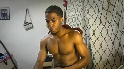 Snapshot of horneyguy2399 chatting on 18, 10, 2025 sugarbaby online show from 18, 10, 2025