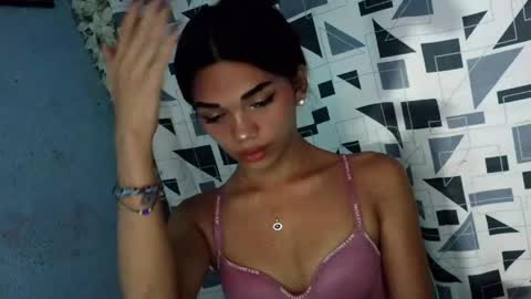 Rhiana online show from 14, 4, 2026