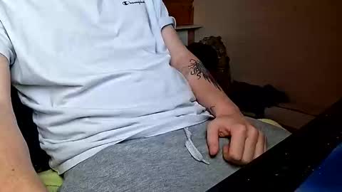 hornyandopenminded online show from 17, 11, 2025