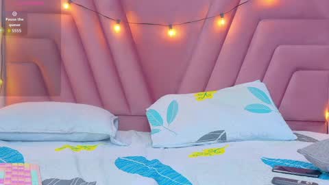 Khloe  online show from 7, 10, 2025