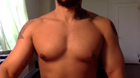 Snapshot of hornybbcxx chatting on 2, 2, 2025 hornybbcxx online show from 2, 2, 2025