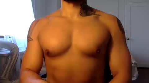 Snapshot of hornybbcxx chatting on 15, 10, 2025 hornybbcxx online show from 15, 10, 2025