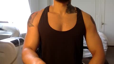 Snapshot of hornybbcxx chatting on 19, 10, 2025 hornybbcxx online show from 19, 10, 2025