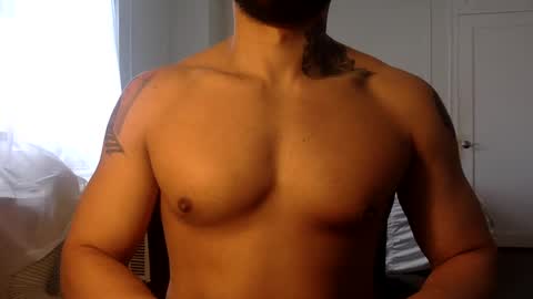 Snapshot of hornybbcxx chatting on 6, 11, 2025 hornybbcxx online show from 6, 11, 2025