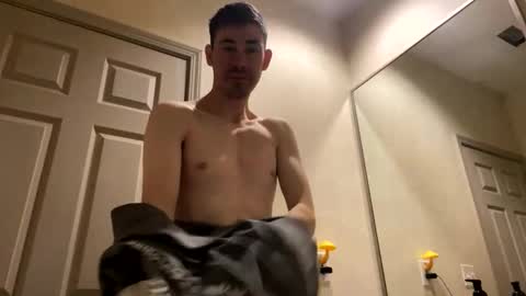 Snapshot of hornyboi2710 chatting on 10, 1, 2026 Justin 7 inches online show from 10, 1, 2026