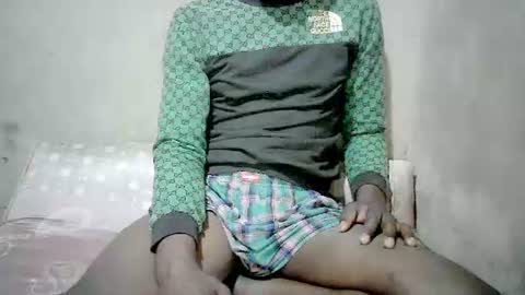 Snapshot of hornyboy9102003 chatting on 7, 3, 2026 hornyboy9102003 online show from 7, 3, 2026