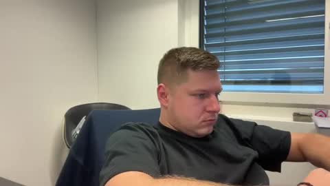 Snapshot of hornyboy95300 chatting on 27, 12, 2024 hornyboy95300 online show from 27, 12, 2024