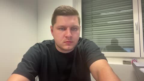 Snapshot of hornyboy95300 chatting on 8, 1, 2025 hornyboy95300 online show from 8, 1, 2025