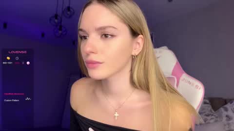Sonya online show from 1, 3, 2025
