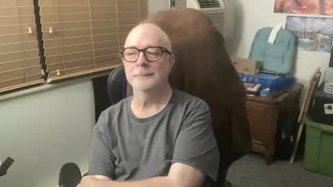 Snapshot of hornyeveryday24hours chatting on 19, 10, 2025 Brett online show from 19, 10, 2025