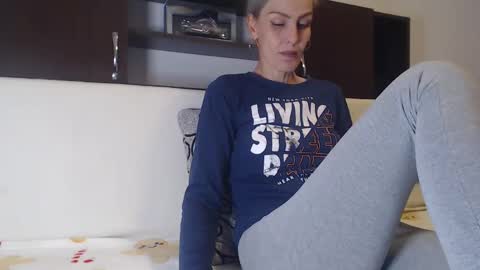 AshlineKatte online show from 26, 9, 2025