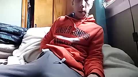 Snapshot of hornyhotgy27 chatting on 4, 1, 2025 hornyhotgy27 online show from 4, 1, 2025