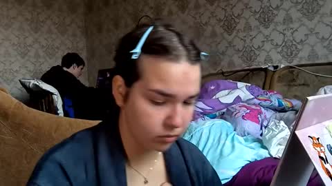 Snapshot of hornykitty_x chatting on 19, 11, 2025 Alisa and Mike online show from 19, 11, 2025