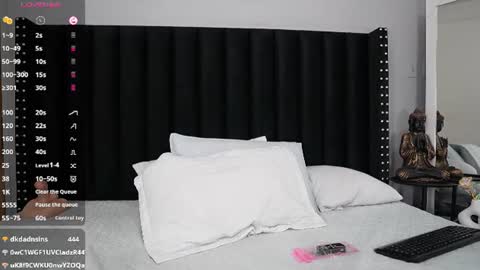 Snapshot of hornylatimommy chatting on 15, 7, 2026 Natasha online show from 15, 7, 2026
