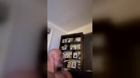 Snapshot of hornyonelooking1 chatting on 7, 2, 2026 hornyonelooking1 online show from 7, 2, 2026