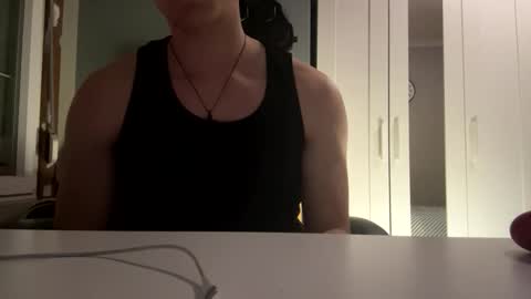 Snapshot of hornypapi6993 chatting on 14, 12, 2025 hornypapi6993 online show from 14, 12, 2025