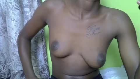 Snapshot of hornysoul02 chatting on 8, 7, 2026 hornysoul02 online show from 8, 7, 2026