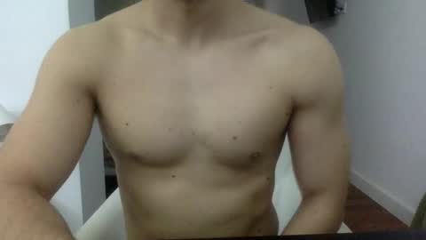 Snapshot of hornyspaniard93 chatting on 6, 4, 2026 hornyspaniard93 online show from 6, 4, 2026