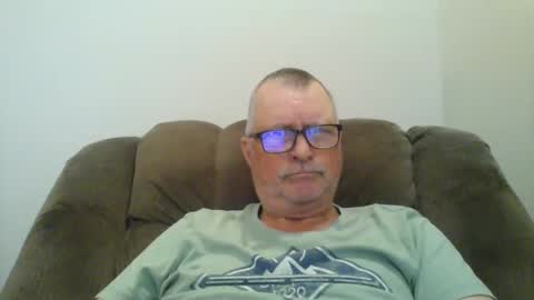 Snapshot of hot4tightholes chatting on 6, 3, 2025 hot4tightholes online show from 6, 3, 2025