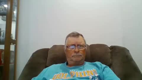 Snapshot of hot4tightholes chatting on 24, 10, 2025 hot4tightholes online show from 24, 10, 2025