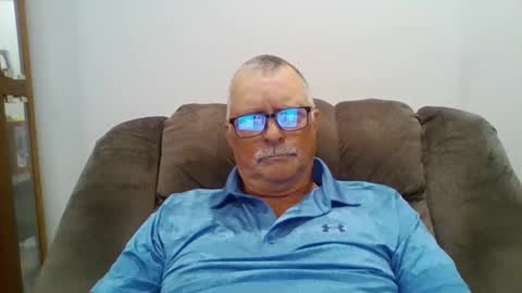 Snapshot of hot4tightholes chatting on 27, 10, 2025 hot4tightholes online show from 27, 10, 2025