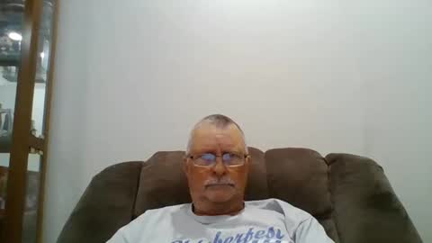 Snapshot of hot4tightholes chatting on 30, 10, 2025 hot4tightholes online show from 30, 10, 2025