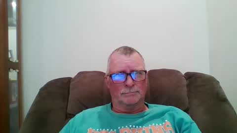 Snapshot of hot4tightholes chatting on 4, 11, 2025 hot4tightholes online show from 4, 11, 2025