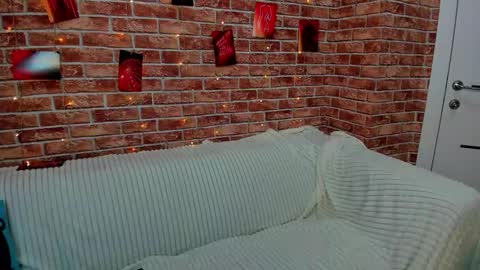 Snapshot of hot___jess chatting on 9, 10, 2025 Jessica online show from 9, 10, 2025