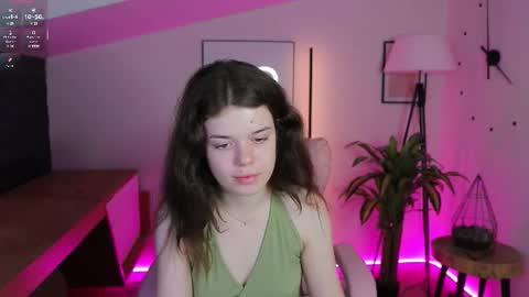 hot__tiny online show from 21, 11, 2025