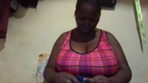Snapshot of hot_alynn chatting on 1, 11, 2025 ALLYN online show from 1, 11, 2025
