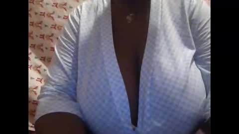 Snapshot of hot_alynn chatting on 19, 12, 2025 ALLYN online show from 19, 12, 2025