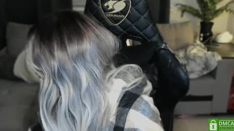   online show from 2, 12, 2024