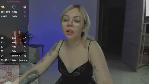   online show from 22, 9, 2025