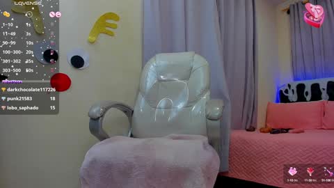 VALENTINA online show from 5, 1, 2025