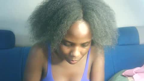 Snapshot of hot_berry2003 chatting on 2, 2, 2025 Millie online show from 2, 2, 2025