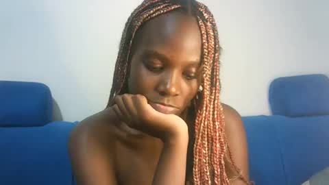 Snapshot of hot_berry2003 chatting on 27, 2, 2025 Millie online show from 27, 2, 2025