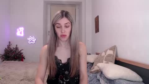 Snapshot of hot_berry69 chatting on 6, 1, 2025 Dashka online show from 6, 1, 2025