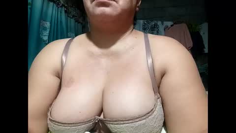 hot_boobs21 online show from 15, 1, 2026