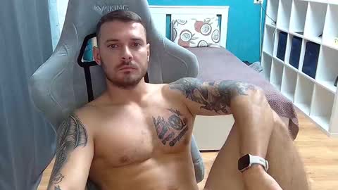 Snapshot of hot_cap_77 chatting on 23, 9, 2025 hot_cap_77 online show from 23, 9, 2025