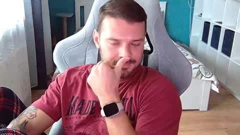 Snapshot of hot_cap_77 chatting on 27, 10, 2025 hot_cap_77 online show from 27, 10, 2025