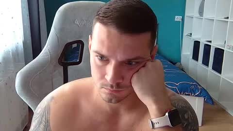 Snapshot of hot_cap_77 chatting on 16, 11, 2025 hot_cap_77 online show from 16, 11, 2025