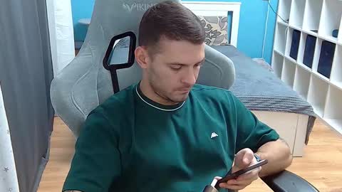 Snapshot of hot_cap_77 chatting on 28, 11, 2025 hot_cap_77 online show from 28, 11, 2025