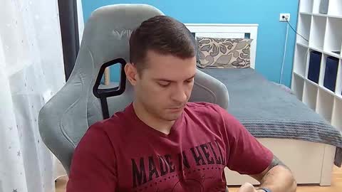 Snapshot of hot_cap_77 chatting on 5, 12, 2025 hot_cap_77 online show from 5, 12, 2025