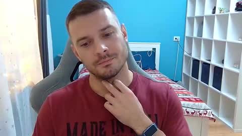 Snapshot of hot_cap_77 chatting on 14, 12, 2025 hot_cap_77 online show from 14, 12, 2025