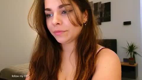 LiluCaroline online show from 16, 6, 2026