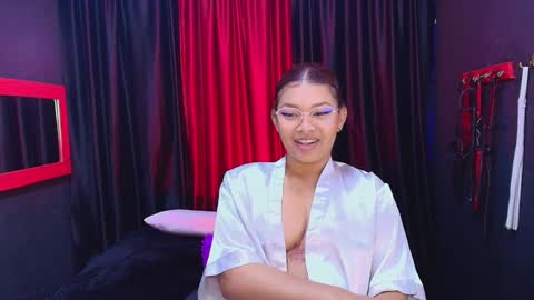 Snapshot of hot_chocolate_4u chatting on 3, 12, 2024 hot chocolate 4u online show from 3, 12, 2024