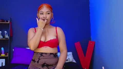 Snapshot of hot_chocolate_4u chatting on 12, 2, 2025 hot chocolate 4u online show from 12, 2, 2025